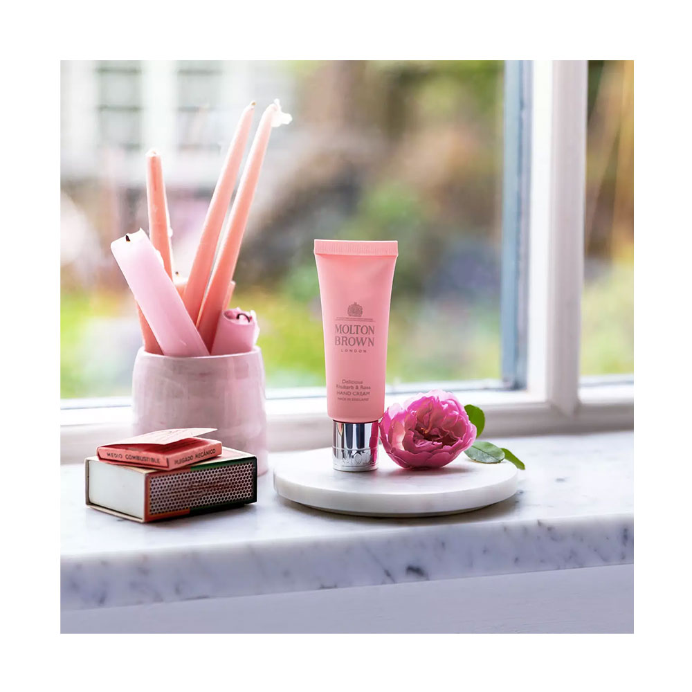 Delicious Rhubarb & Rose Handcream